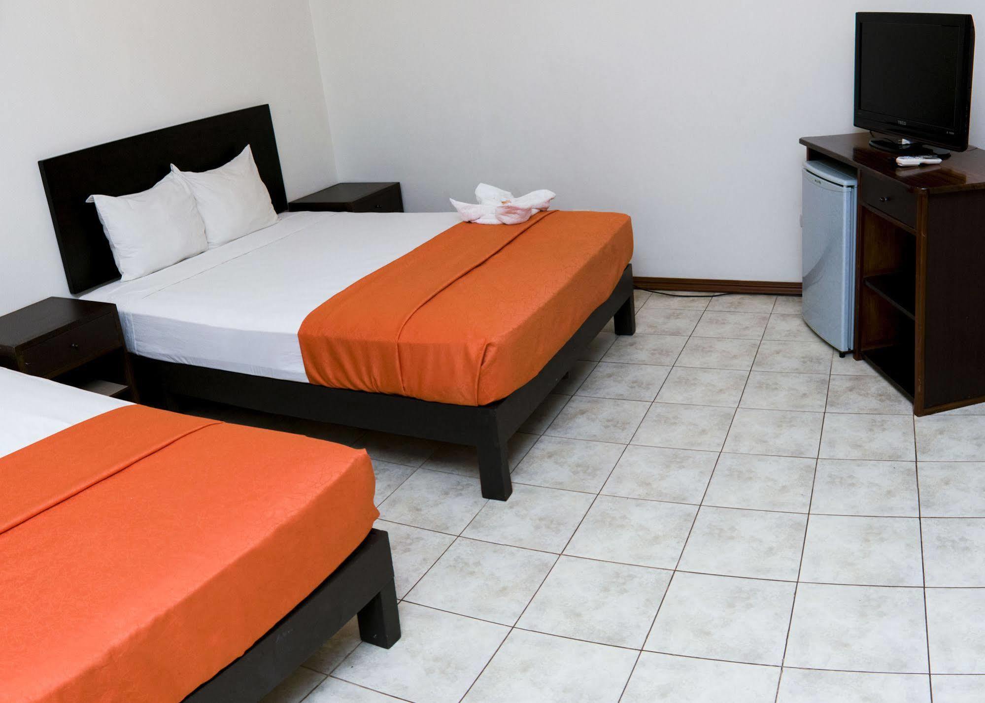 Hotel Puntarenas Beach Экстерьер фото