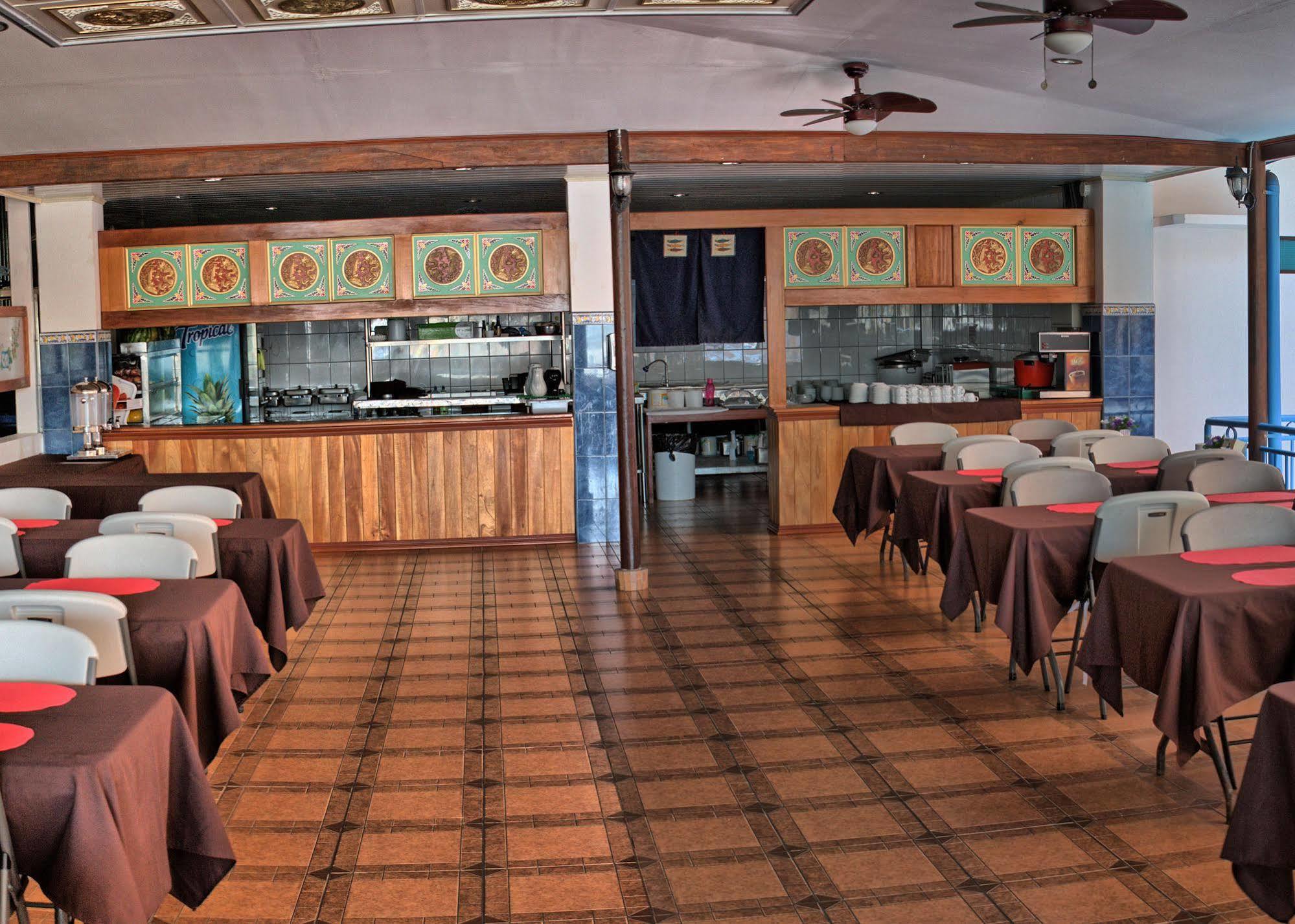 Hotel Puntarenas Beach Экстерьер фото
