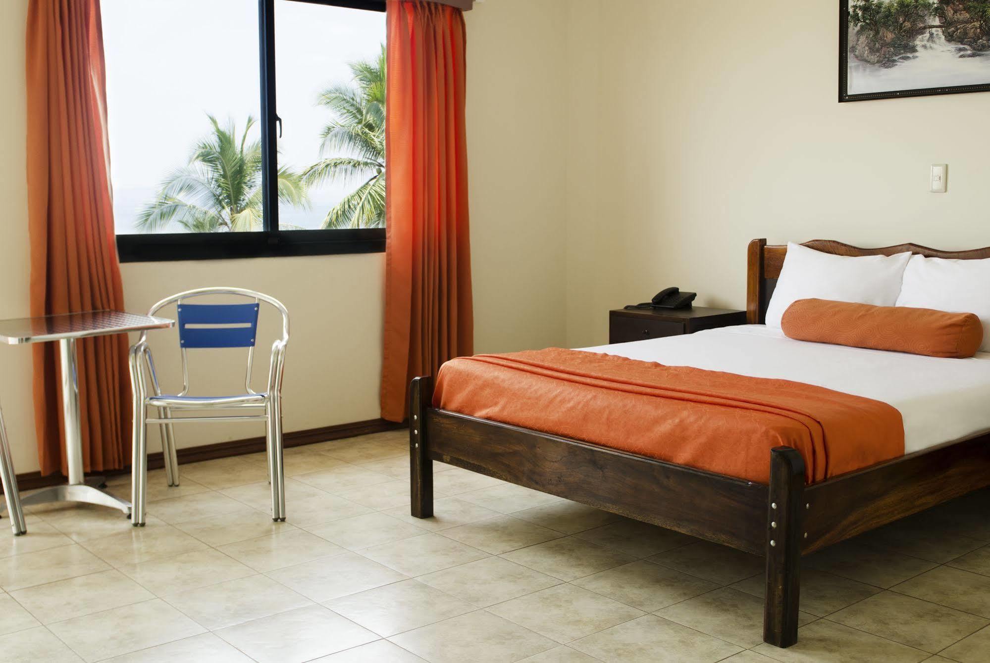 Hotel Puntarenas Beach Экстерьер фото